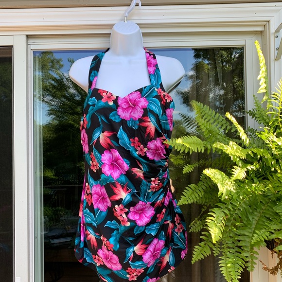 Lands End 16L NWOT Womens one piece Bathing Suit - Picture 9 of 9